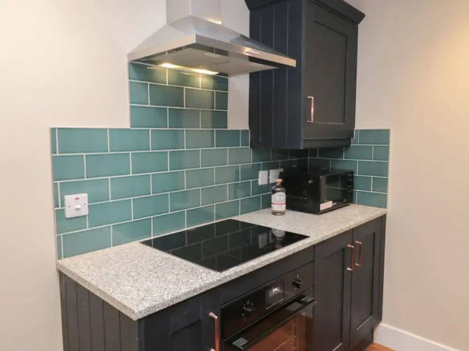 Salmon Cottage
