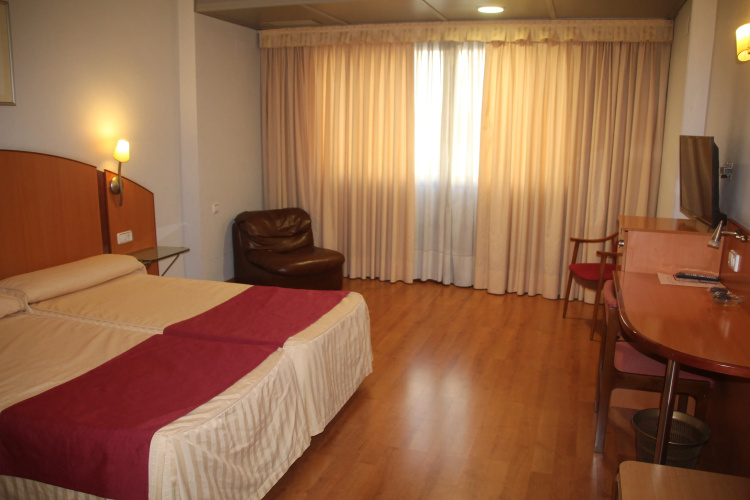 Hotel Reconquista