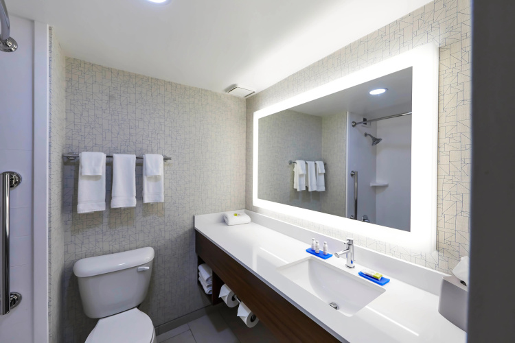 Holiday Inn Express Nashville Downtown photo 9