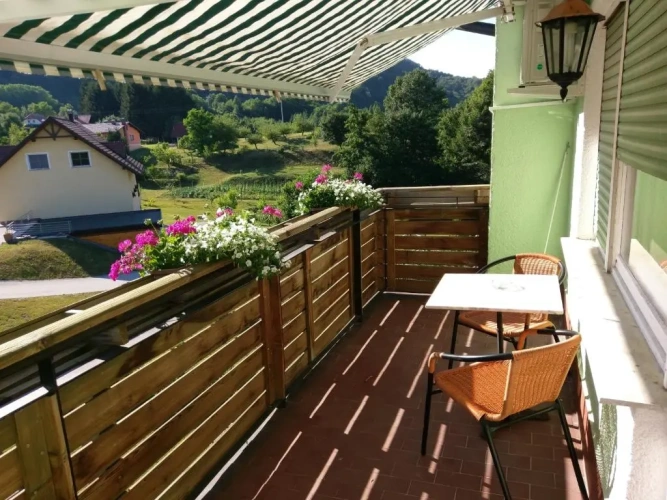 Apartment with balcony