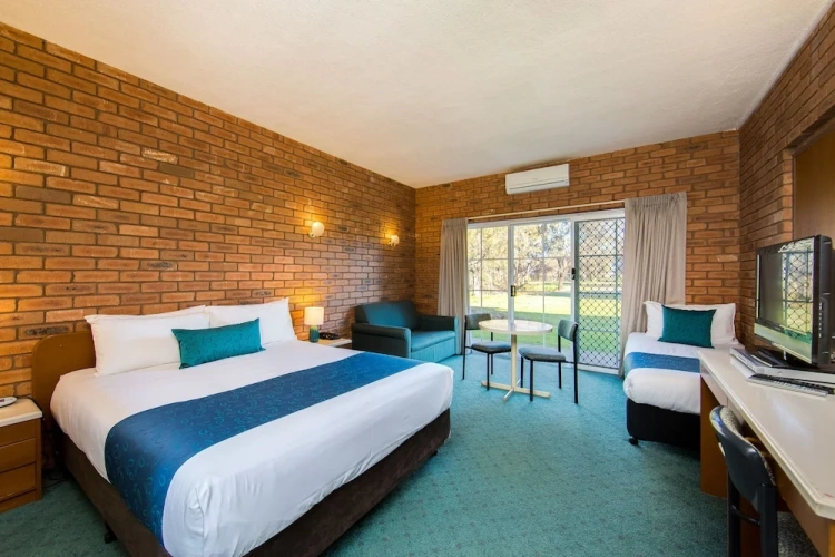 Standard Suite