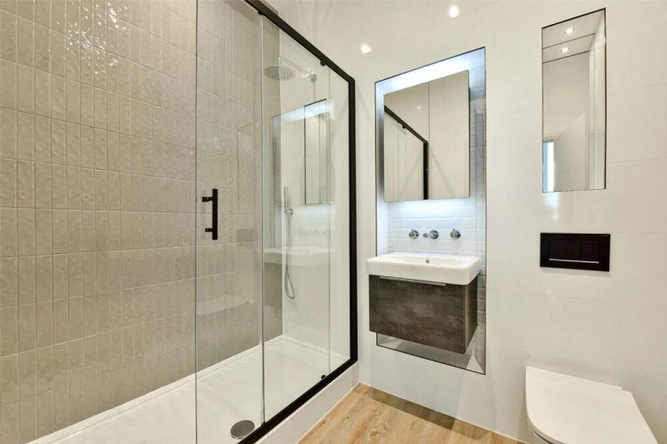 Prestigious & Luxury 2-bed Apartment in Slough