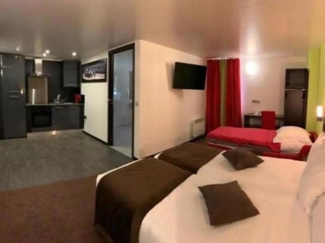 Standard Triple room