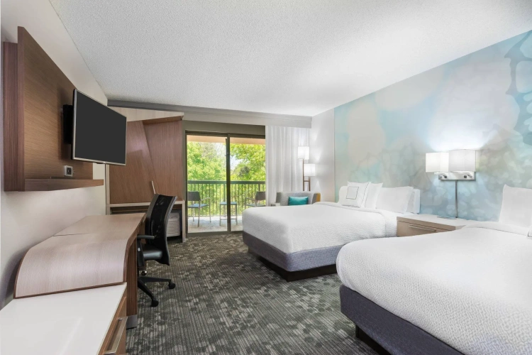 Standard Quadruple room with balcony