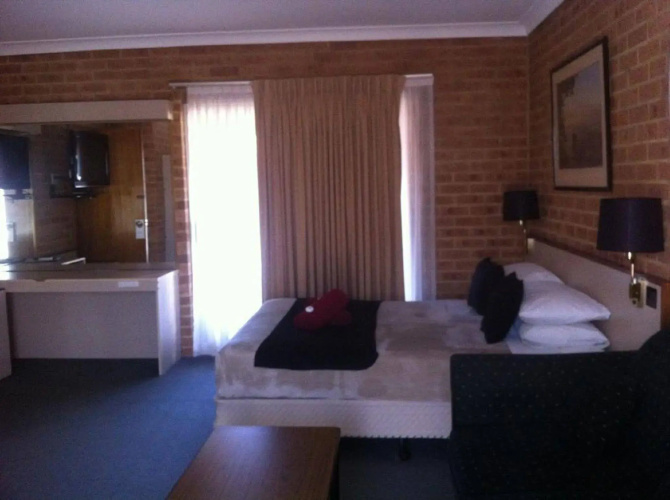 Elsinor Motor Lodge