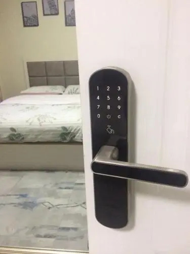 Wuhan University West Gate Hostel