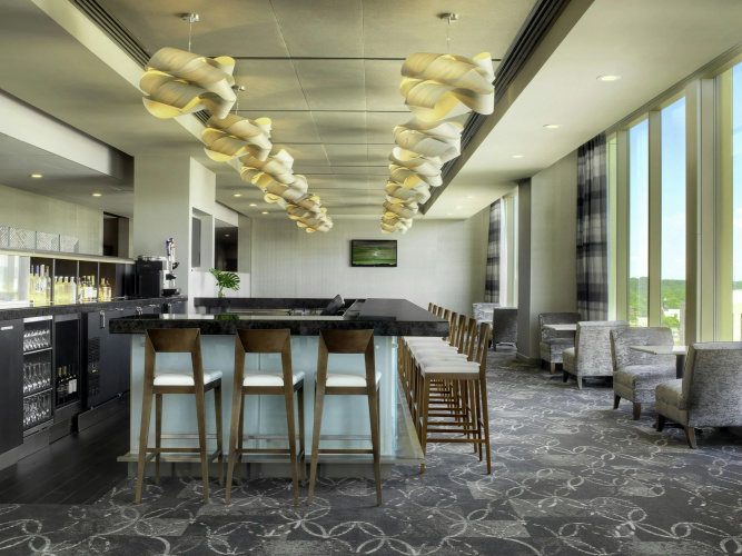 DoubleTree by Hilton Cedar Rapids Convention Complex photo 30