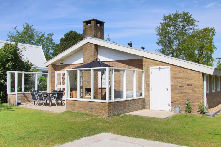 Bungalow