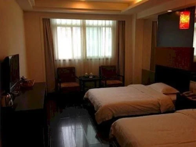 H Hotel