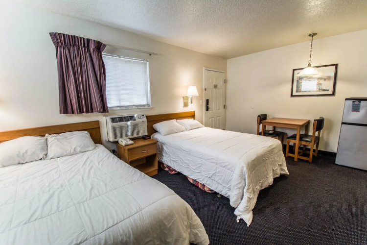 Studio 6 Extended Stay - Jacksonville, FL - South