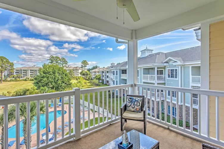 Magnolia Pointe Condo on Golf Course!