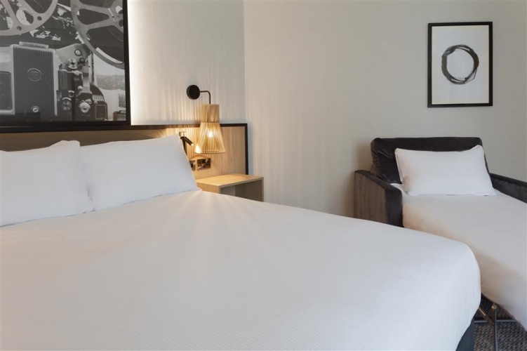 DoubleTree by Hilton London Elstree photo 9