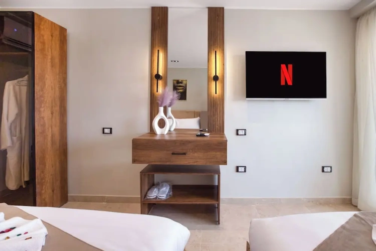 Deluxe Twin room with balcony and with mountain view