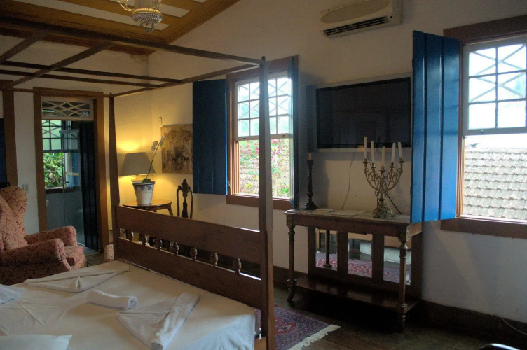 Suites Casa da Colonia