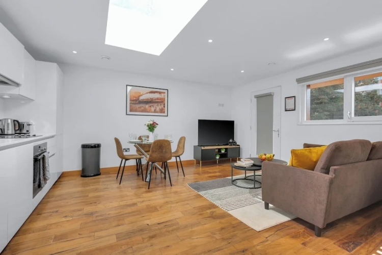 1 Bedroom Deluxe Apartment with city view