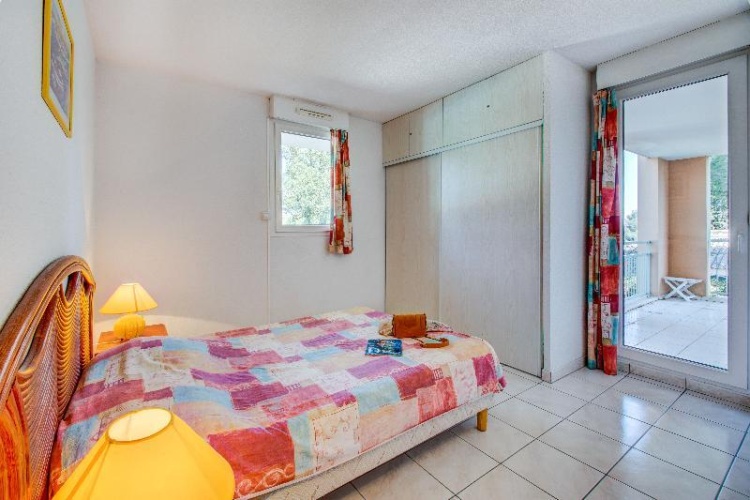 2 Bedrooms Bed in Dorm