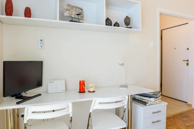 Charmy Petit 1 Bedroom Flat in Athens
