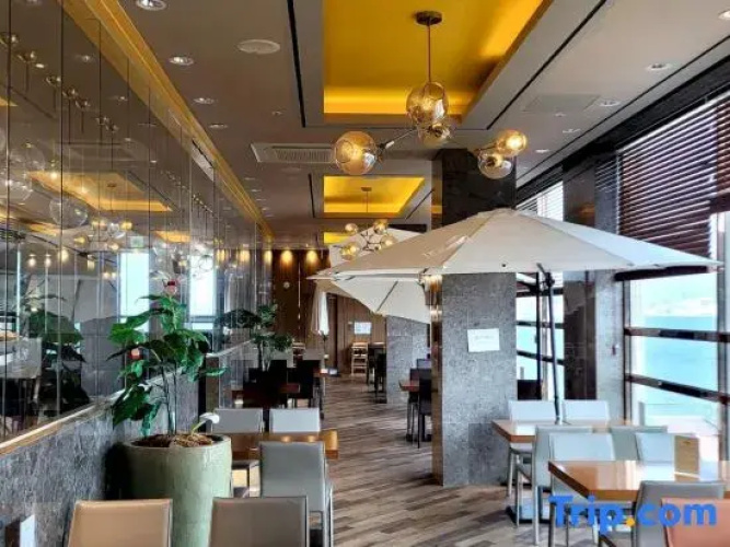 Youngjong Grace Hotel