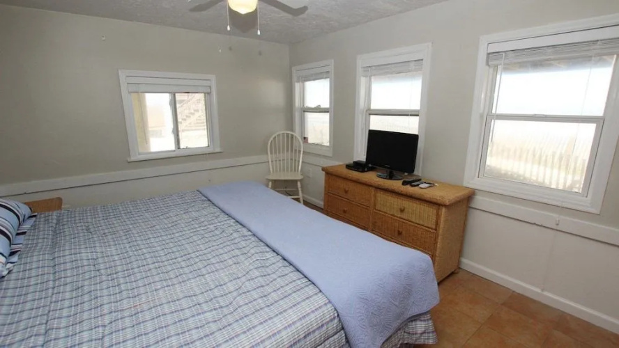 Oceans 180 - 5 Br Home