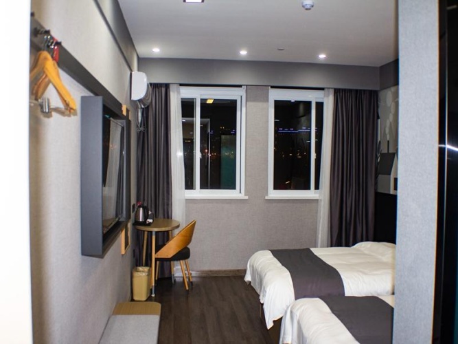Standard Family room