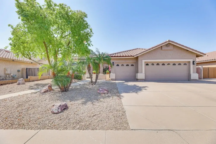 Extended-stay Oasis: Gilbert Getaway w/ Office!