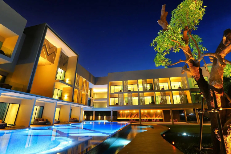 The Signature Hotel Airport (SHA Extra Plus)