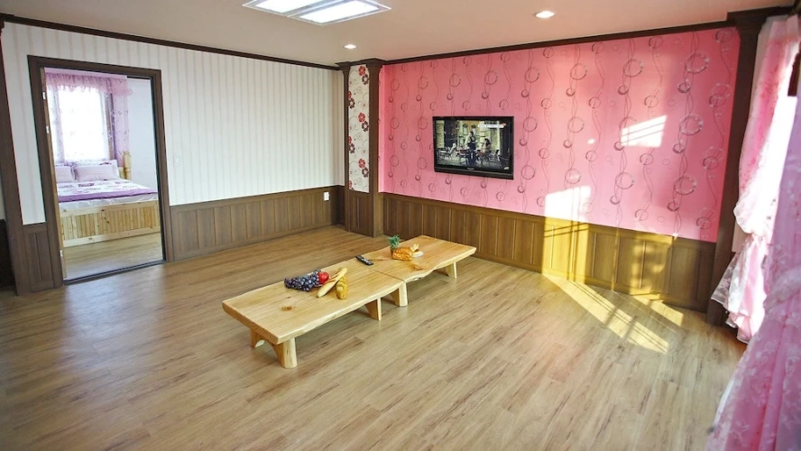 Standard Family room