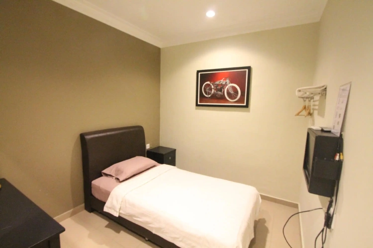 Deluxe Single room