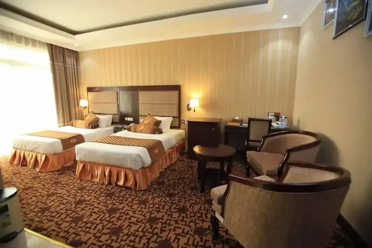 Silver & Bona Luxury Accommodation