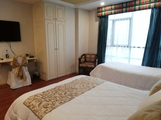 Hotel Bombuscaro