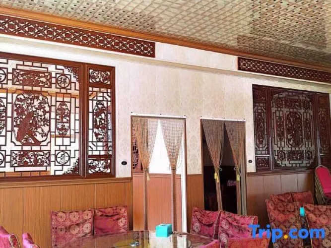 Hotel Deqin Jinan
