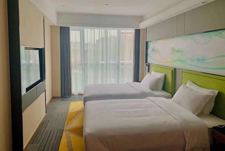 Deluxe Quadruple room with mountain view