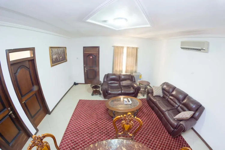 Royal Elmount Hotel