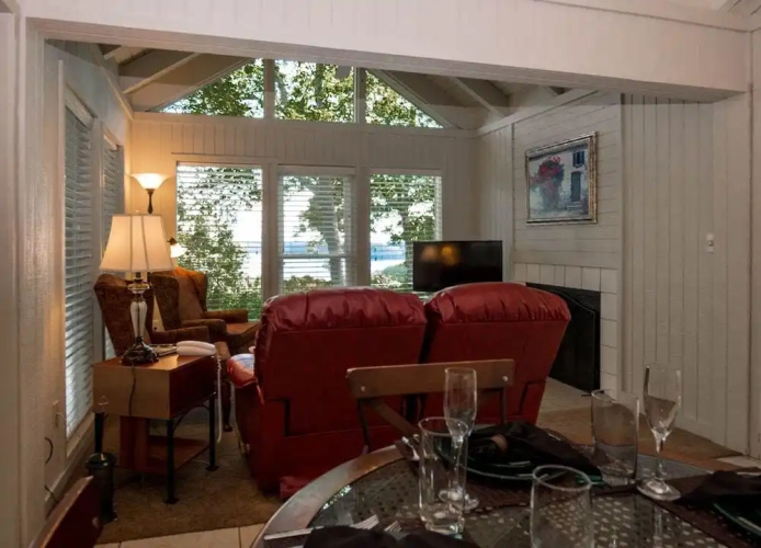 Beaver Lake Cottages