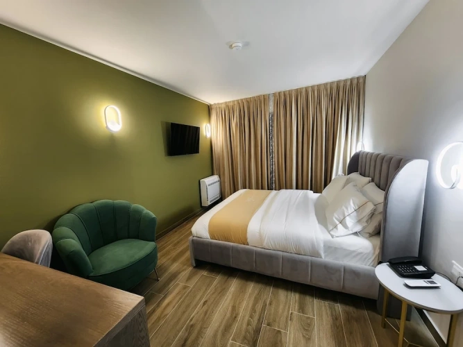 Deluxe Double room