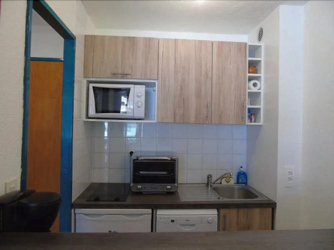 Lou Services Apartment THA16 LSI 001