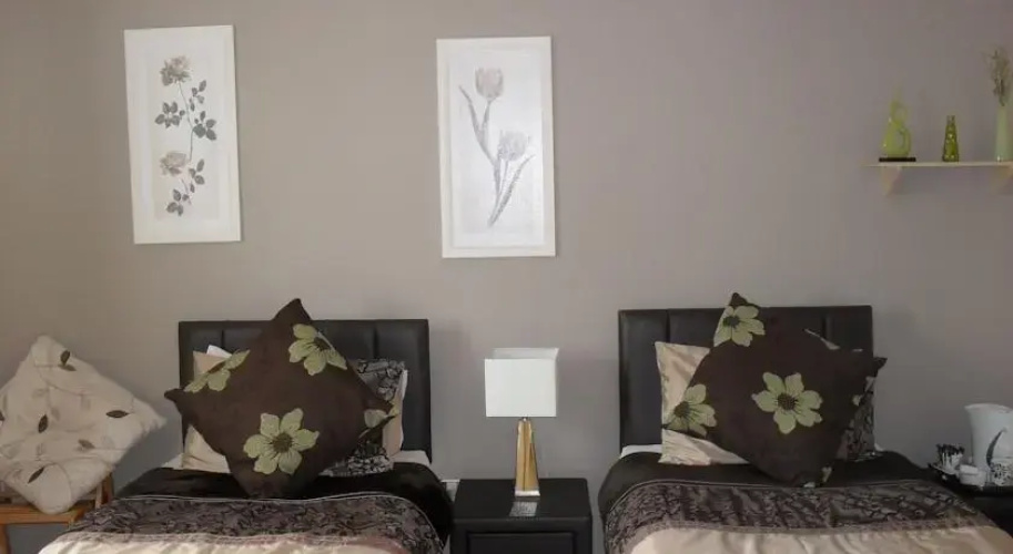 Maple Tree Guesthouse