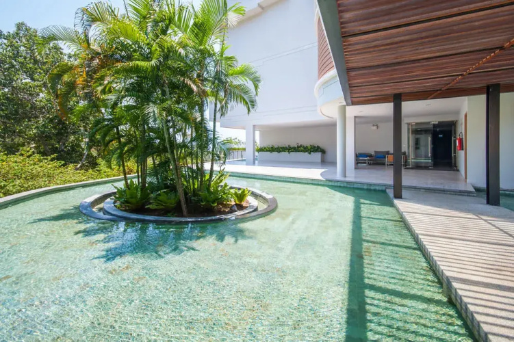Seaview modern Apartment at Karon Hill