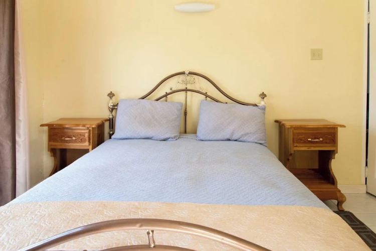 5 Bedrooms Cottage with partial sea view
