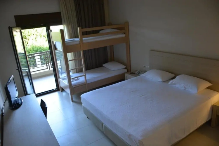 Standard Quadruple room