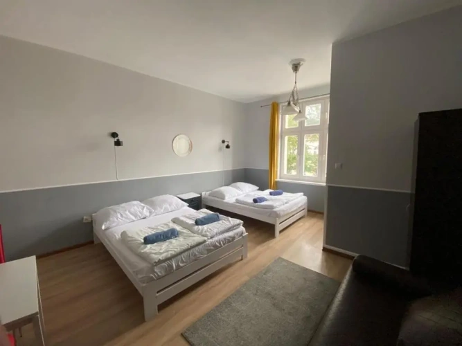 Standard Sextuple room