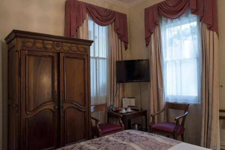 Manor Boutique Hotel