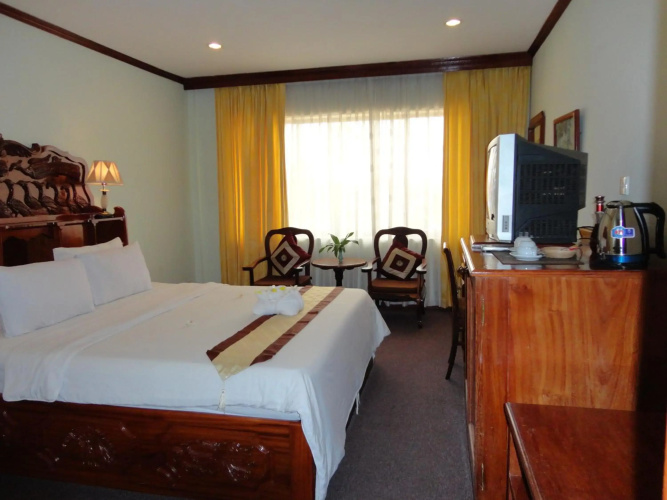 Angkor Hotel