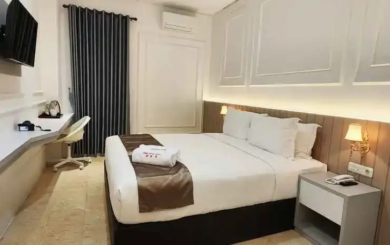 King Royal Hotel