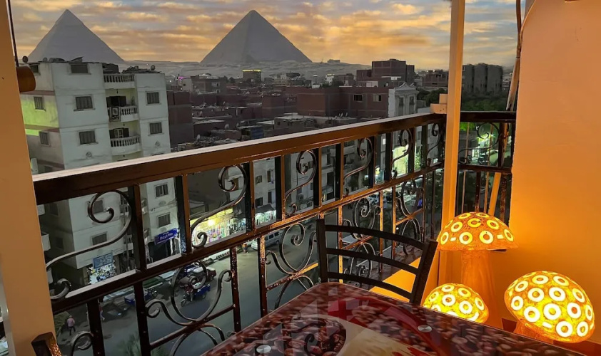 Ra Pyramids Inn