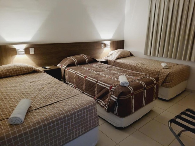 Standard Triple room