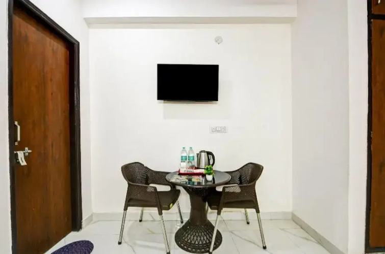 Hotel Krishna Tower