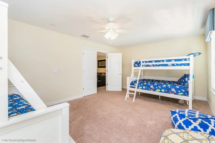 1428 Moonvalley Drive