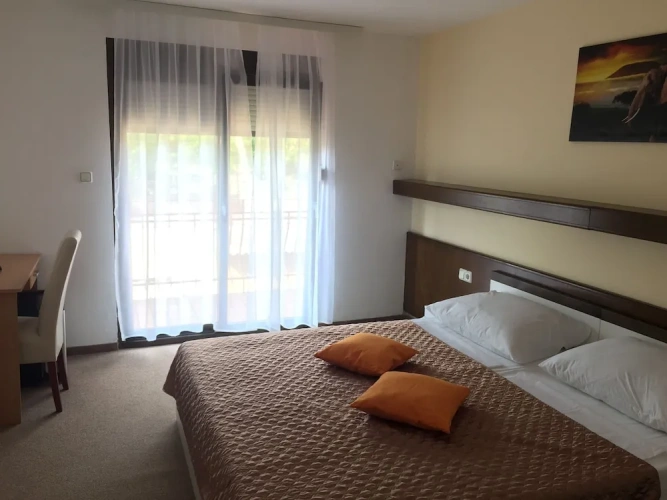 Standard Double room with balcony and with city view