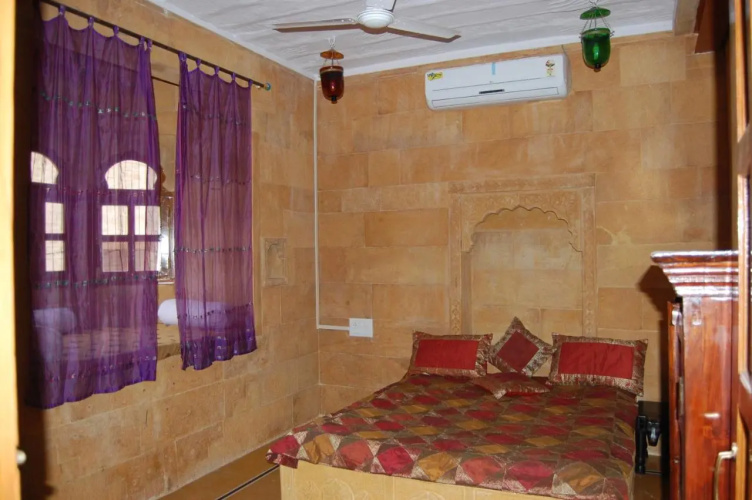 Hotel Pol Haveli